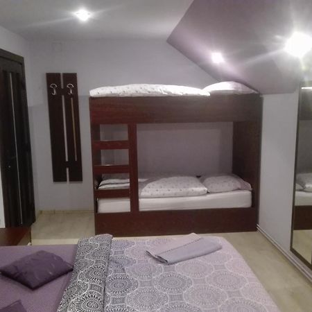 Casa De Vacanta Silvia Vărmaga Eksteriør billede